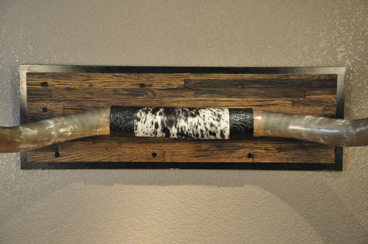 COOKIES & CREAM - 5' 8" Longhorn Mount