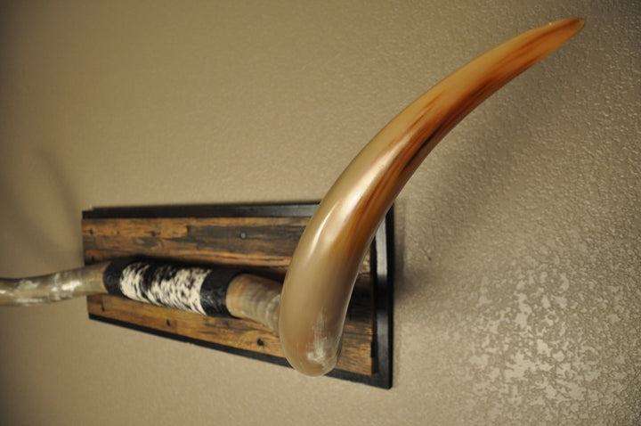 COOKIES & CREAM - 5' 8" Longhorn Mount