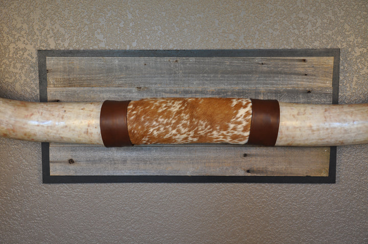 MIMOSA - 6' 7" Longhorn Mount