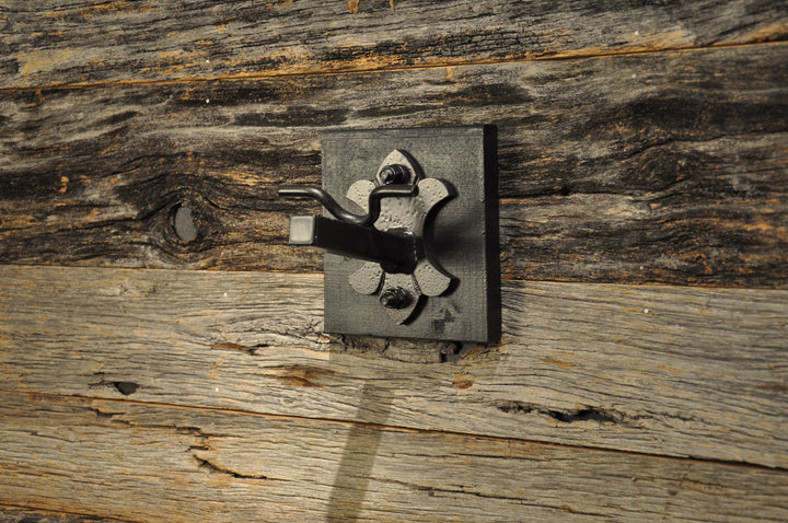 DOLLY DIAMOND - 6' 2" Longhorn Skull