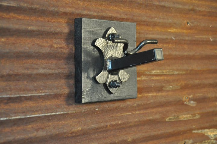 BIG RED - 5' 2" Longhorn Bull Skull